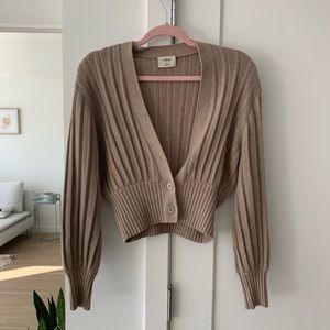 Aritzia Wilfred plunge front cardigan